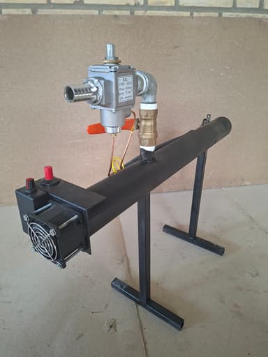 مشعل گاز فن‌دار مدل B مجهز به شمعک، جرقه‌زن و شیر گاز